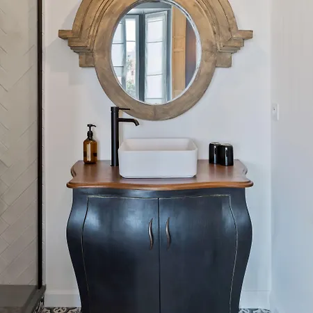 Libertitu فندق مبيت وإفطار 3*