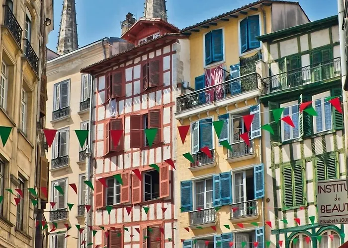 Libertitu 3* バイヨンヌ